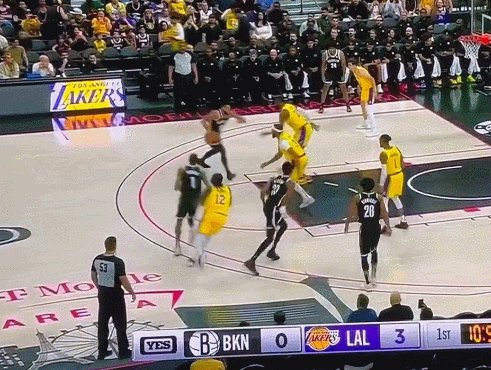 1696909825037019456.gif GIF.gif